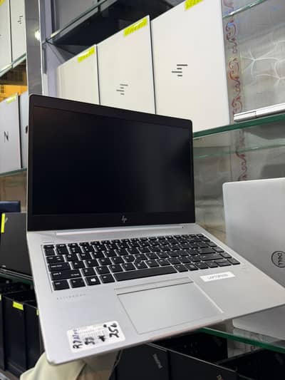 HP EliteBook 745 G5 Laptop Ryzen 7 | 8GB | 256GB SSD | 1GB GPU