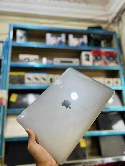 MacBook 2020 Pro
