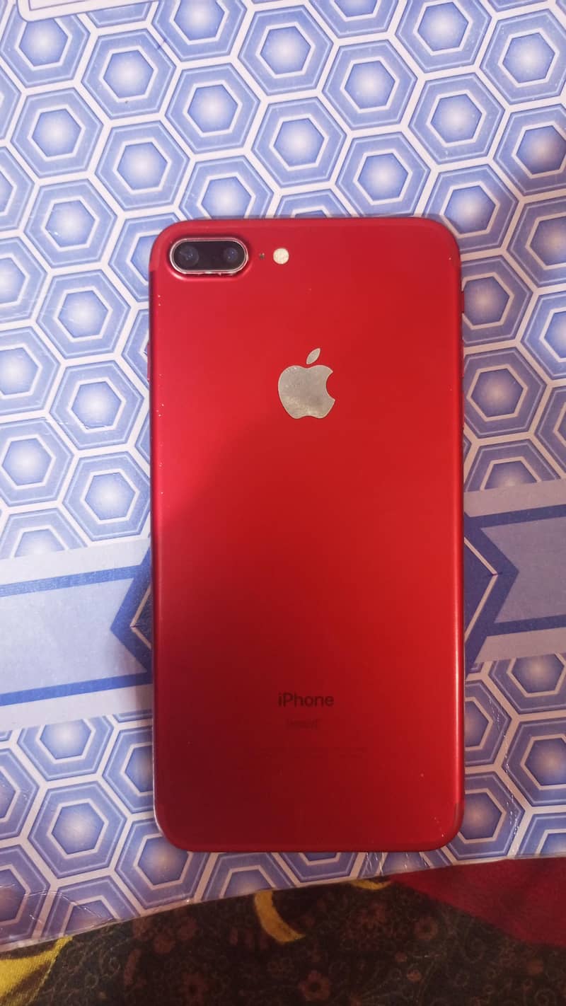 Apple iPhone 7 Plus 2