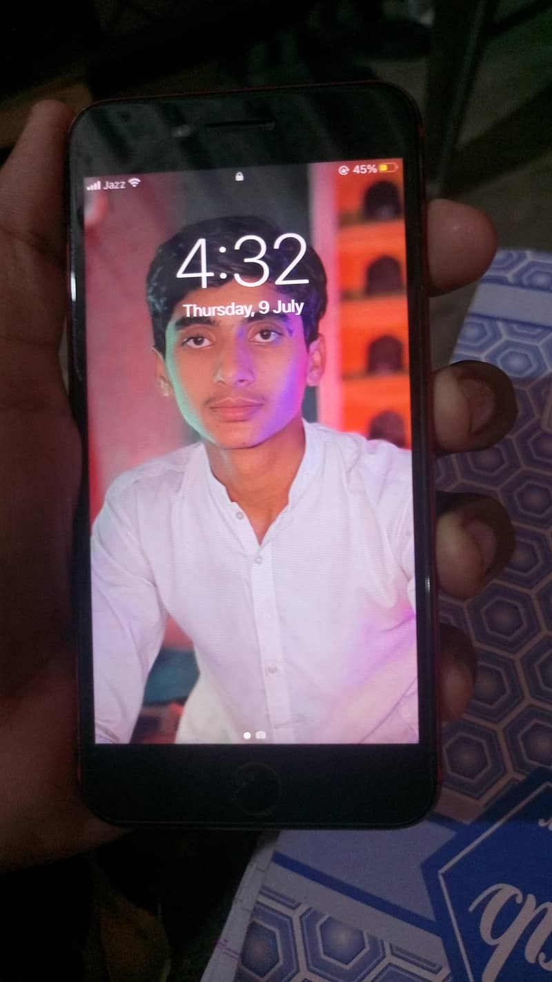 Apple iPhone 7 Plus 3