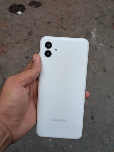 Samsung Mobile A04 4/64 only galass break but no any issu in use