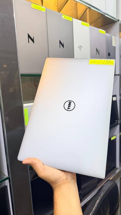 Dell Precision 5520 Core i7 6th HQ 16/256