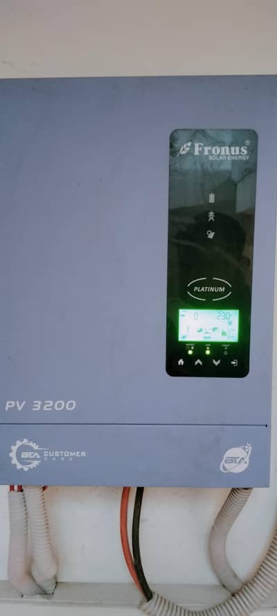 Fronus PV3200 Hybrid Solar Inverter