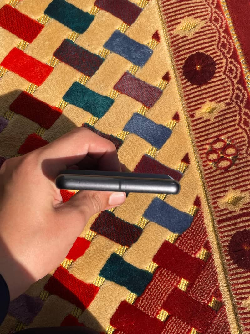 Google Pixel 7 5