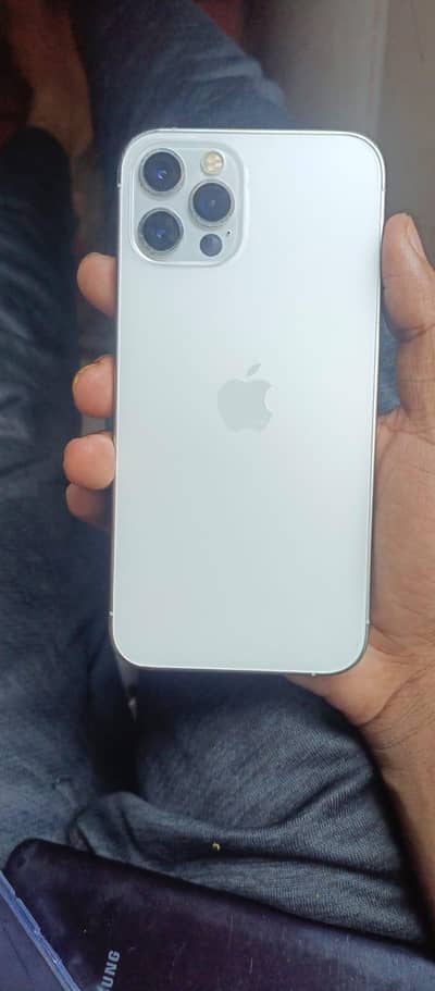 Apple iPhone 12 Pro