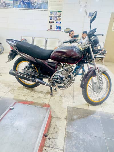 YB 125Z