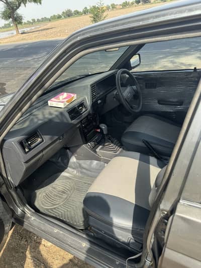 Nissan Sunny 1986