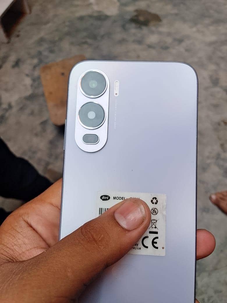 itel 200 0