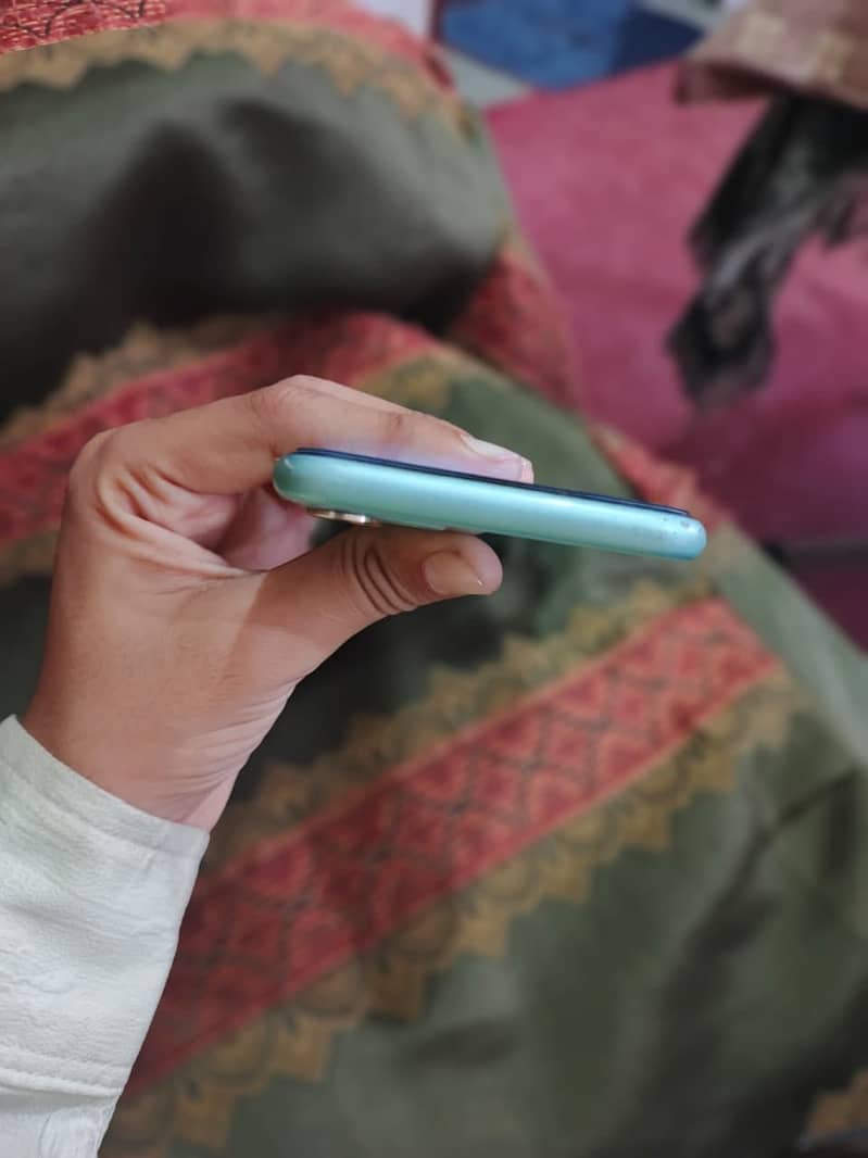 Apple iPhone 11 1