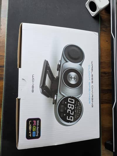 3 in 1 Speaker, Clock and Wireless Charger