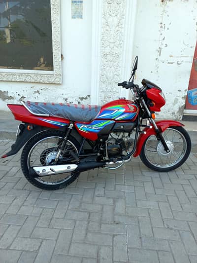 Honda pridor 100 Model 2025 NEW