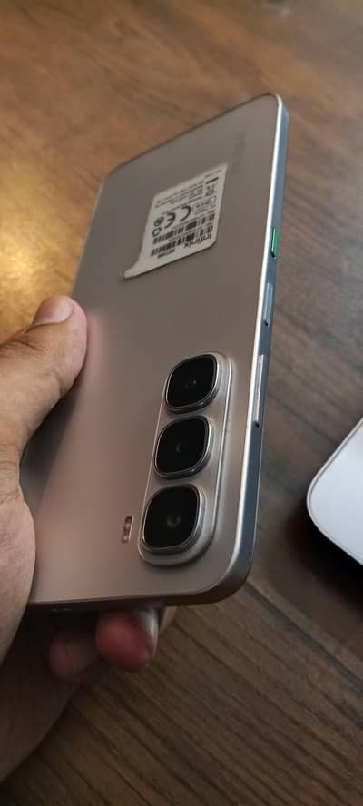 Infinix Hot 60i