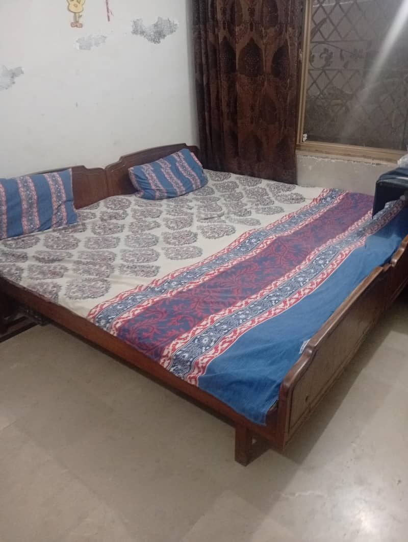 SOLID SINGLE BEDS 2