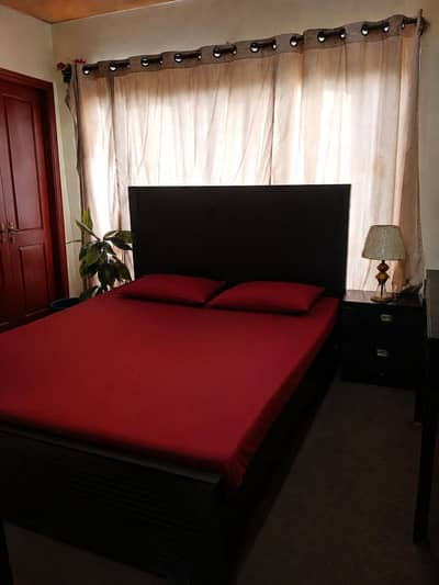 Short time flat available