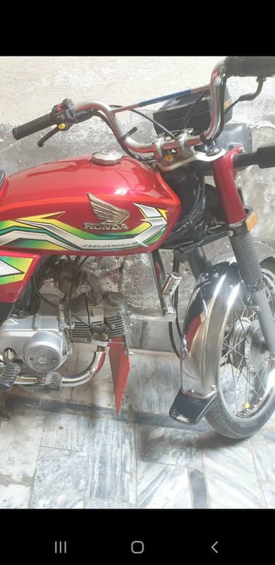 Honda 70cc red color good condition