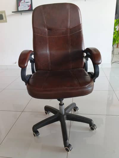 5 Chairs