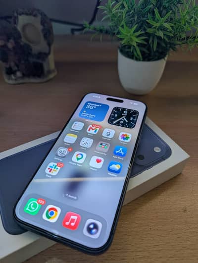 Apple iPhone 17 Pro Max 256GB Blue Titanium | JV | 100% Battery Health