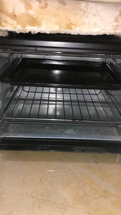 Electric Oven