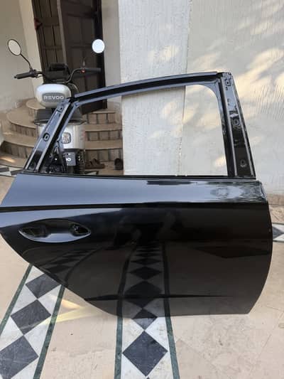 Original - Hyundai Sonata Door - Right Rear Door
