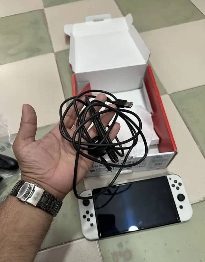 Nintendo Switch OLED 5