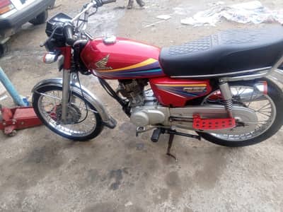 Honda CG 125 2012 Model – Good Condition, Urgent Sale
