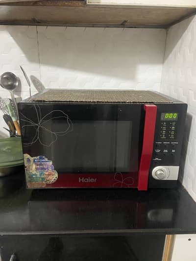 Haier Microwave oven