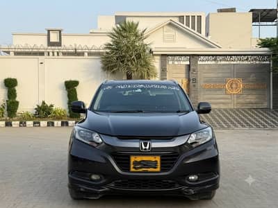 HONDA VEZEL Z (Honda Sensing) 2015