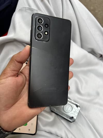 Samsung Mobile A72