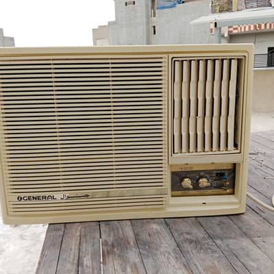 General Window Ac only 1 year use