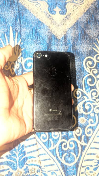 Apple iPhone 7