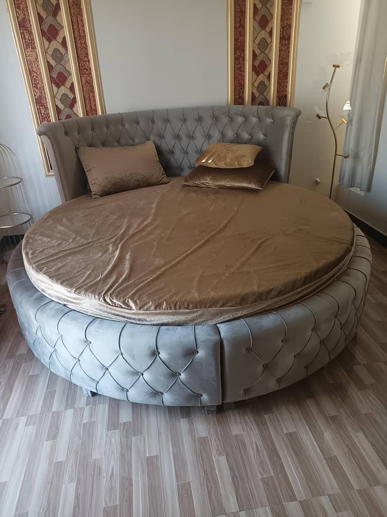 Round bed 6.5ft/6.5ft 0