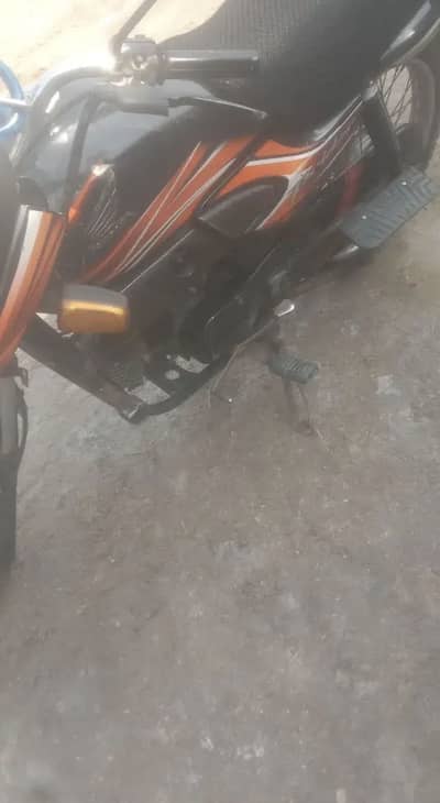 Honda prider CD 100. bike 03442704975 Only call