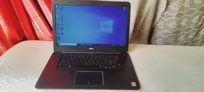 Dell inspiron 15 7548 i5 5th Gen 4gb Graphic