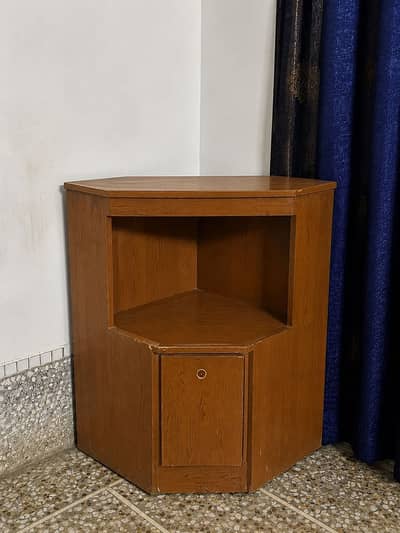 Corner rack