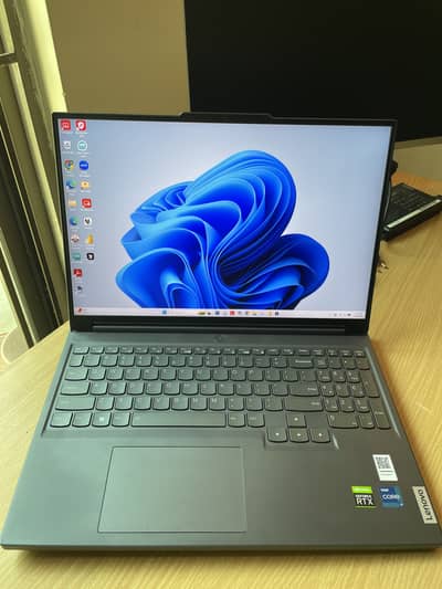 For Sale: Lenovo Legion Slim 5(i7-13700H, RTX 4060, 16GB, 1TB)