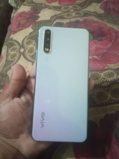 Vivo S1