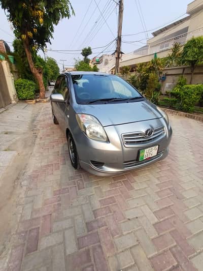 Toyota Vitz 2006