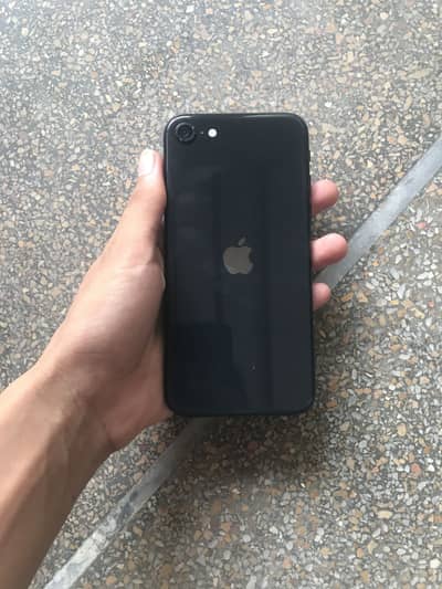 Apple iPhone SE