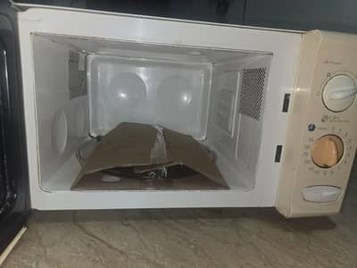 Microwave (Dawlance) For Sale