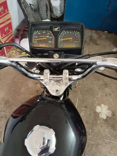 Honda 125 gold edition self start