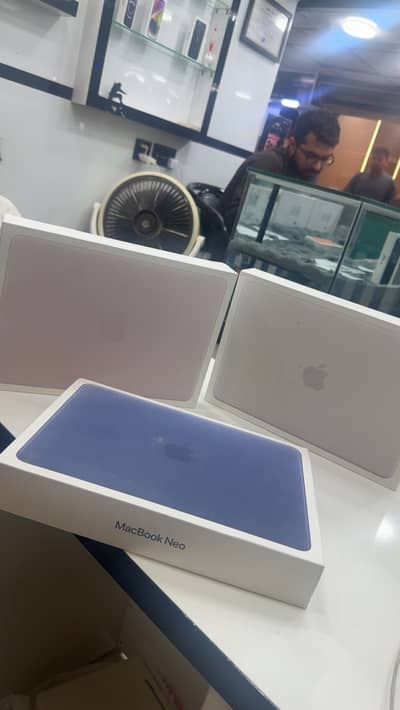 MacBook Neo 8/256gb boxpack