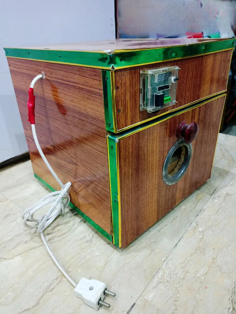 Egg Incubator – Excellent Condition | Fully Working — photo 2