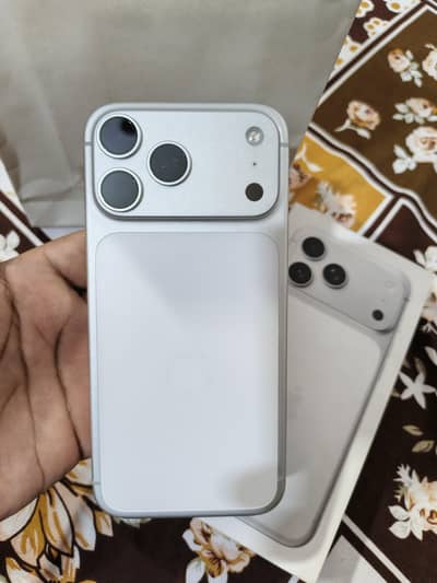 Apple iPhone 17 Pro Max