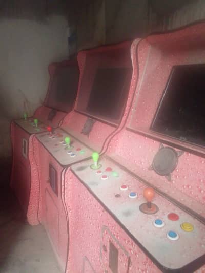 video game and badawa