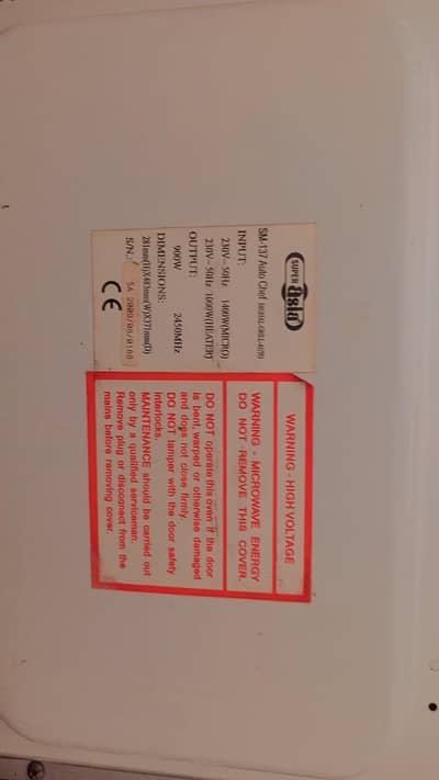 Super Asia SM-133 Auto chef microwave oven 900watt -excellent condi