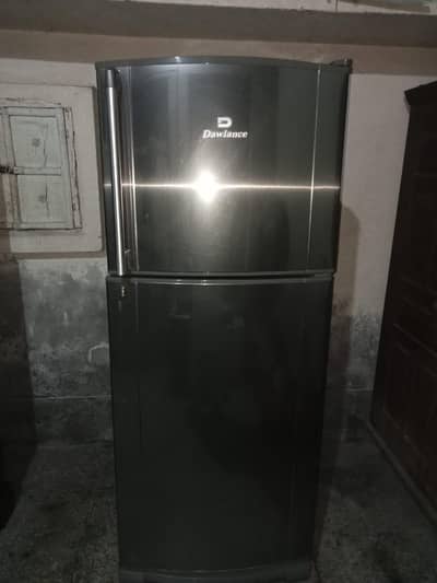 dawlance fridge!!