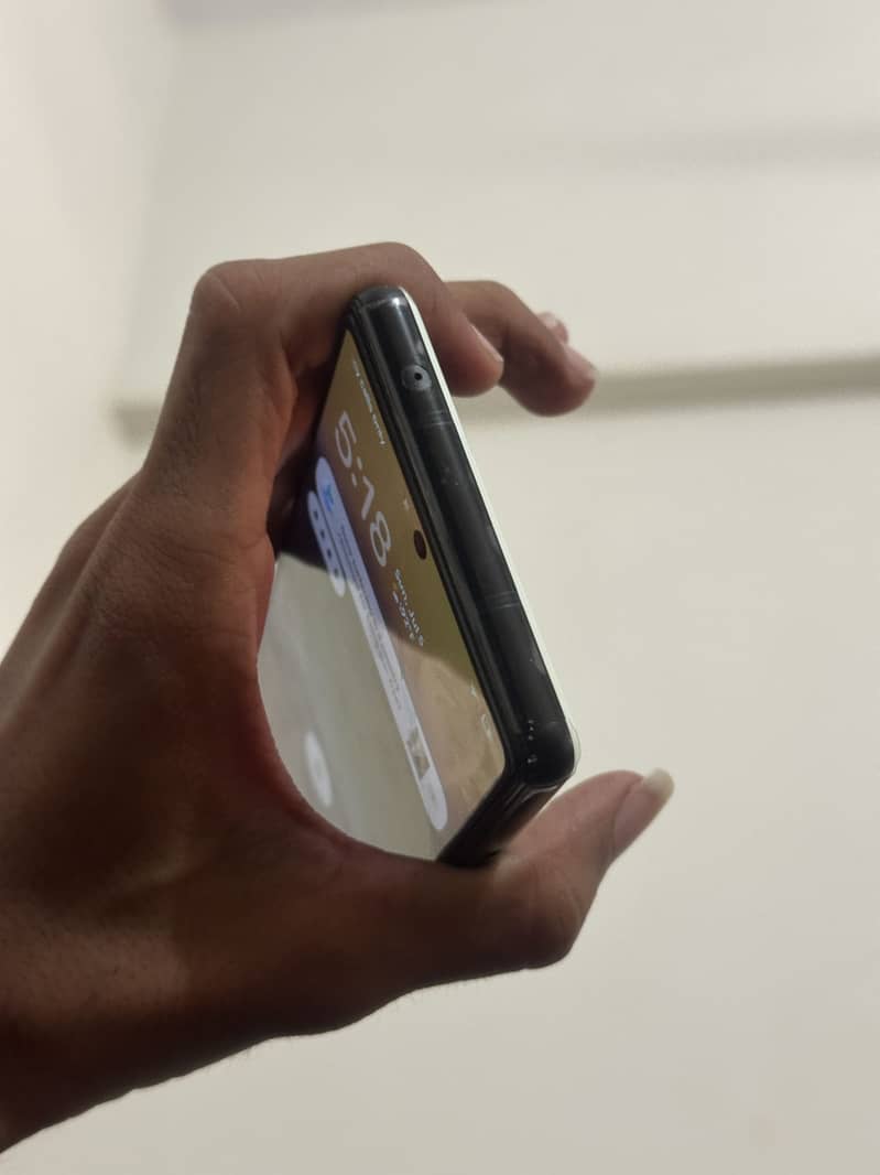 Google pixel 6a 4