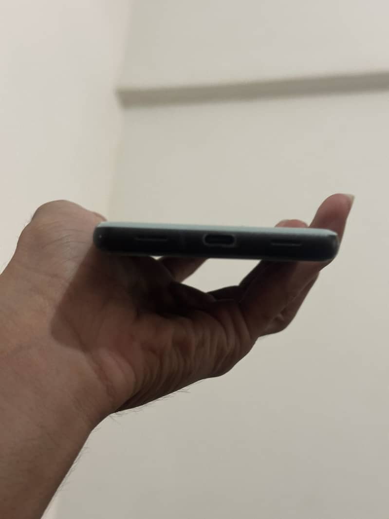 Google pixel 6a 5