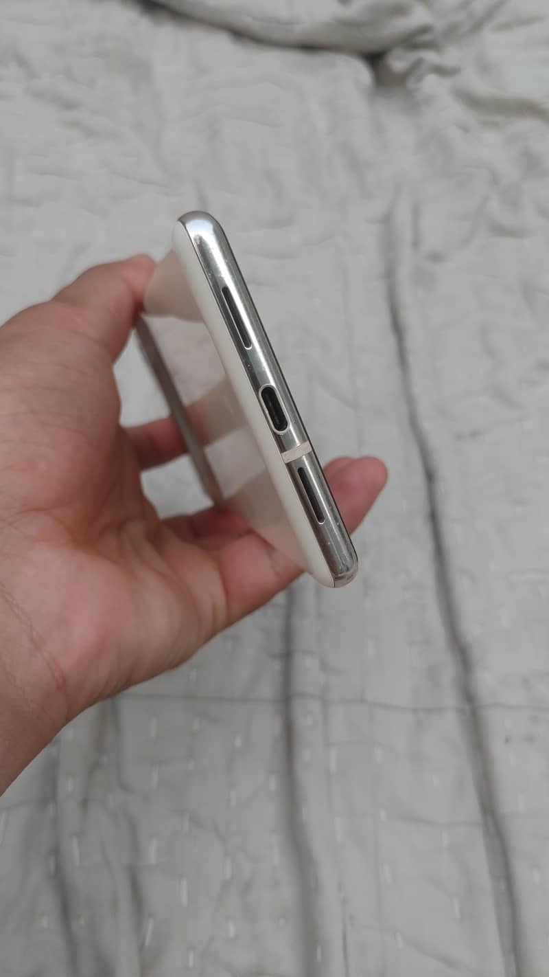 Google Pixel 6 Pro 2