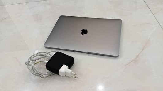 MacBook Pro M1 2020_13.3" | 16GB | 512GB SSD | Excellent condition